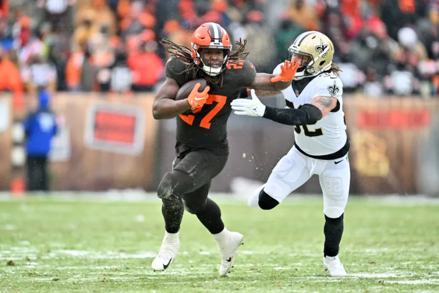 Colts & Saints Going After Kareem Hunt