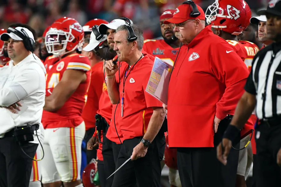 Chiefs Extend DC Steve Spagnuolo