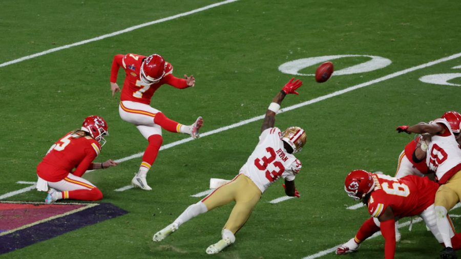 Harrison Butker Becomes the Highest Paid Kicker in NFL