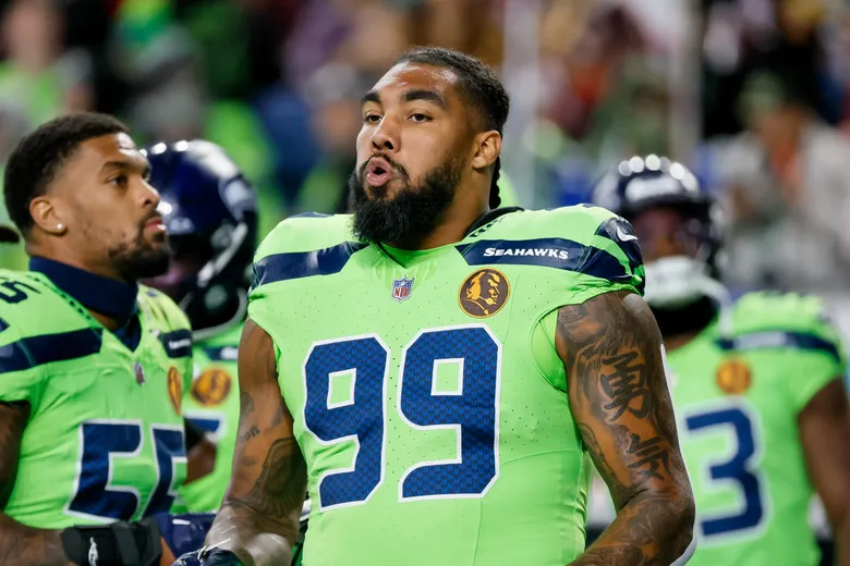 Seattle Seahawks Resign Julian Love & Leonard Williams
