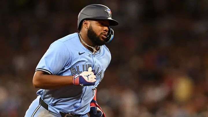 Vladimir Guerrero Jr’s Hit Streak Improves to 15 Games