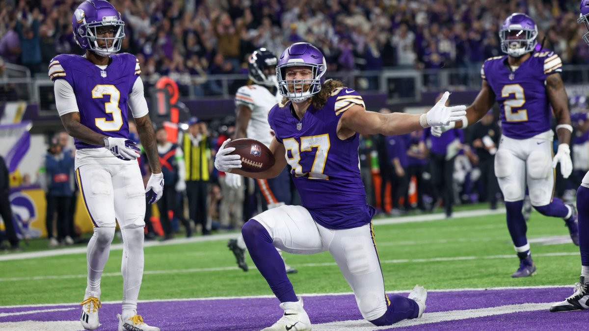 JCs Monday Night Football Week 15 Plays