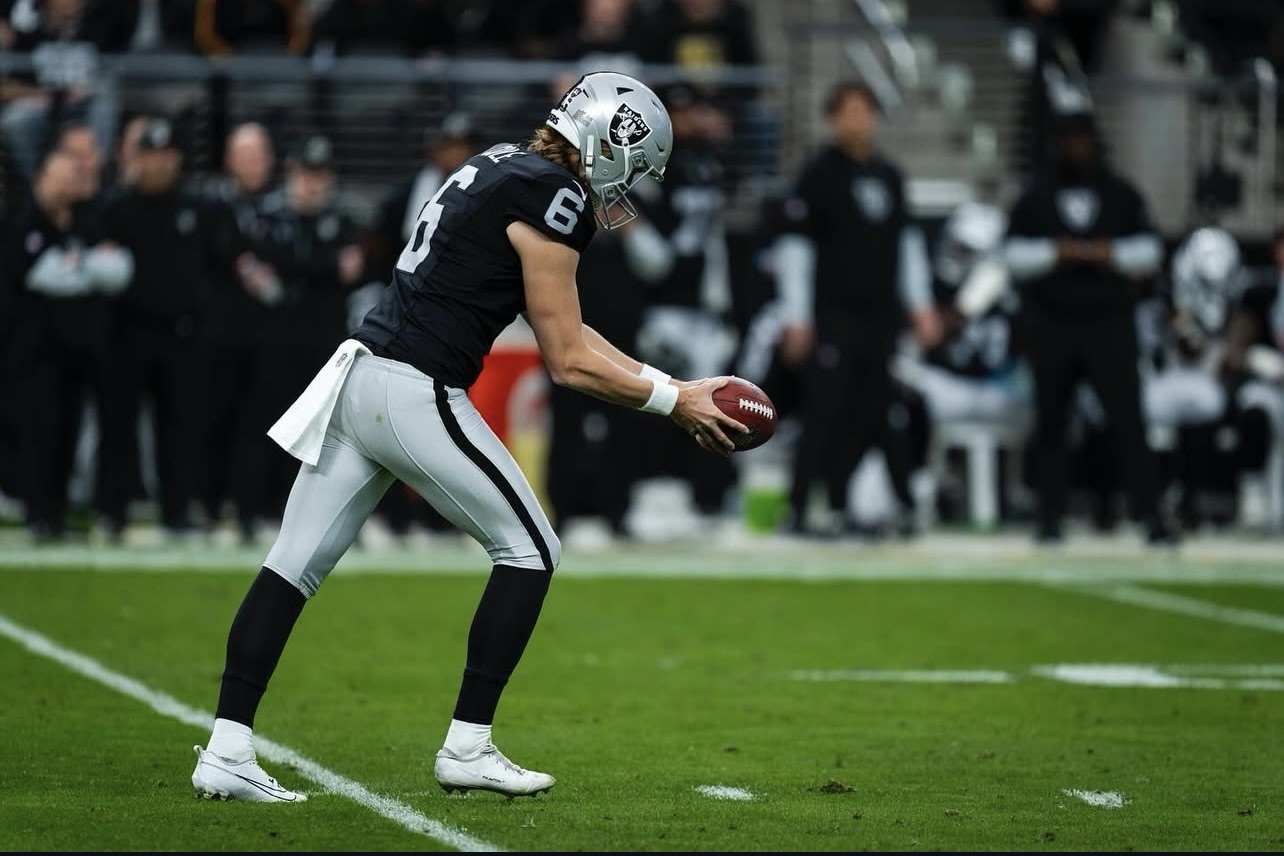 Raiders Extend AJ Cole