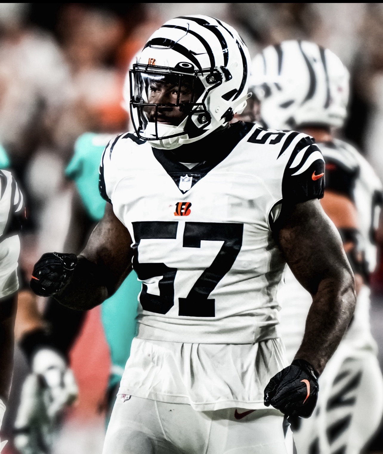 Raiders Sign Germaine Pratt to One Year Deal