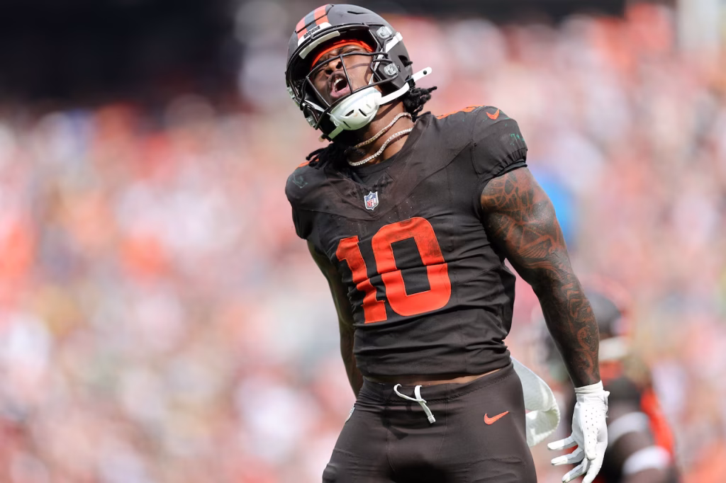 Cleveland Browns running back Quinshon Judkins celebrates after rushing for a touchdown against the Green Bay Packers in the second half. Joshua Gunter, cleveland.com